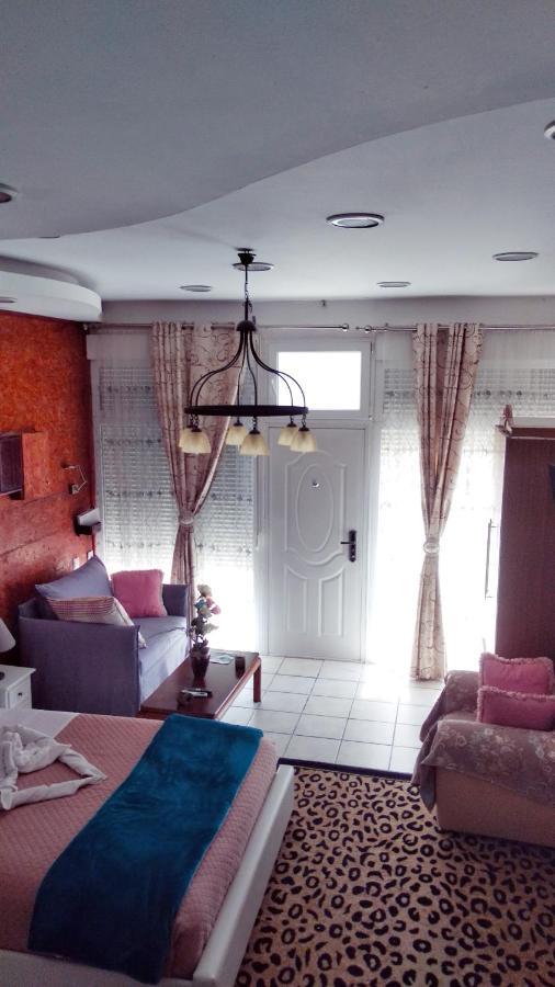 Sweet Home Suite Korinth Exterior foto